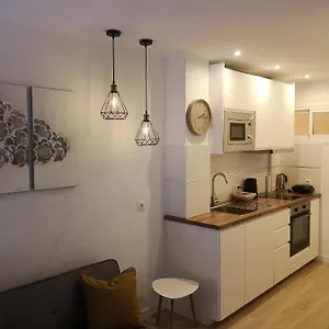 https://guila-costa.hotelsinnerja.org