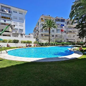https://bright-central-apartment.1costadelsol.com